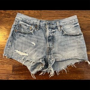 Levi 501 Jean Shorts